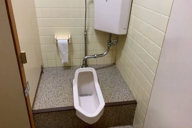 リゾートバイトの寮のトイレの画像