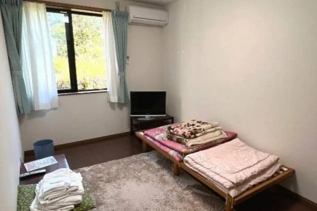 岐阜県高山市奥飛騨温泉郷でリゾートバイトする人が住み込む個室寮内の画像