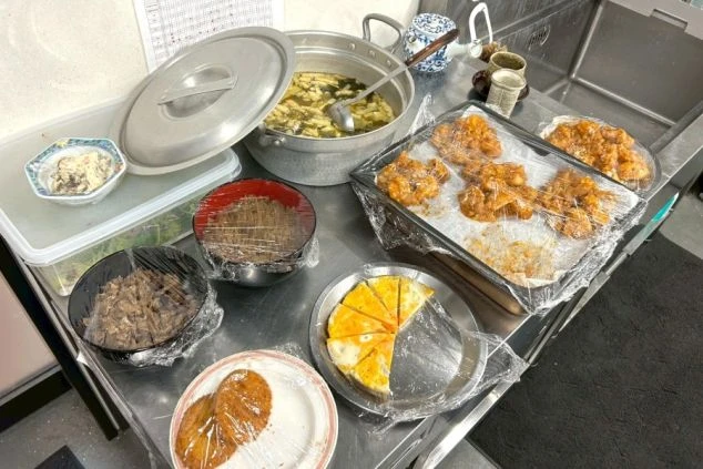 リゾートバイトのまかない画像