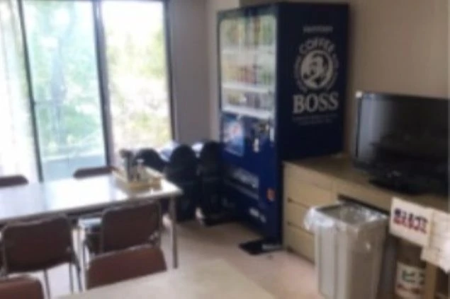 リゾートバイトの社員食堂の画像