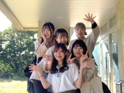 ワクトリスタッフが撮影した高原リゾートでの画像・5人の女性・出会い・リゾートバイト