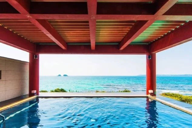 オーシャンビューの温泉の画像。下関の海を一望ロケーションできる