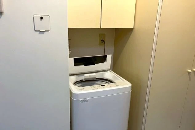 三重県志摩のリゾートバイトに行く人が住み込む寮の部屋内設備・洗濯機の画像