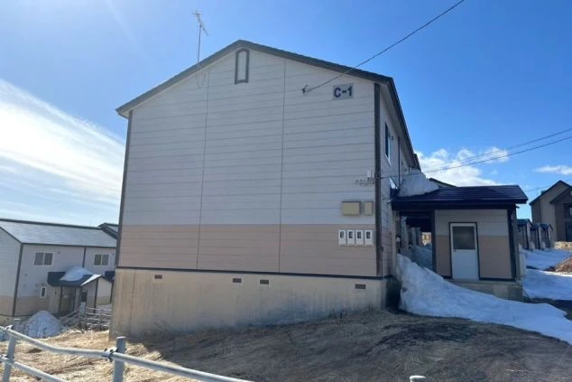 リゾートバイトの寮の外観画像。