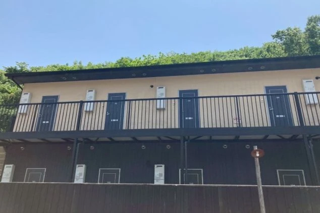 静岡県でリゾートバイトするスタッフが住む寮の外観画像。