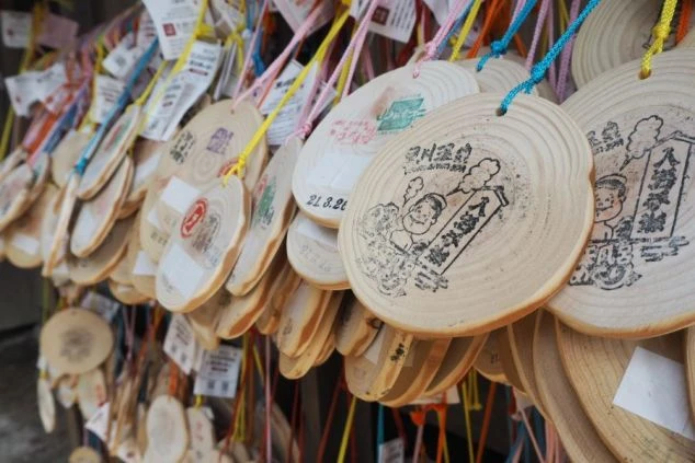 黒川温泉の名物「入湯手形」の画像。