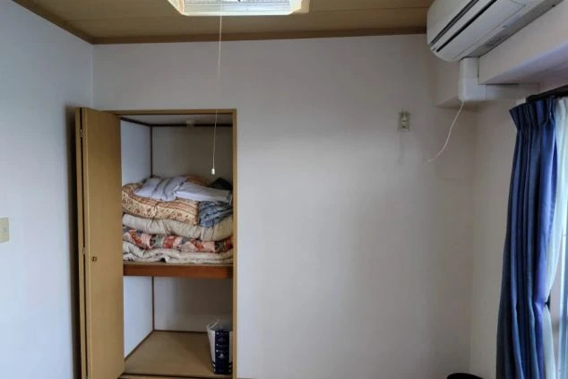 広島の大崎上島でリゾートバイトする人が住み込む個室寮内の画像