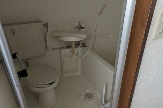 ワクトリスタッフが撮影した個室寮・ユニットバス