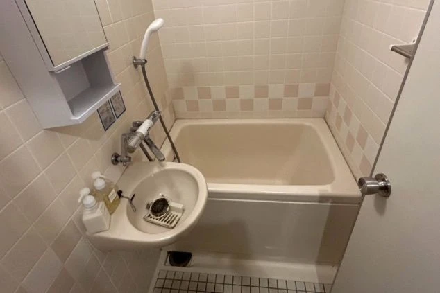 プライベート空間が確保された、リゾートバイトの個室寮のお風呂