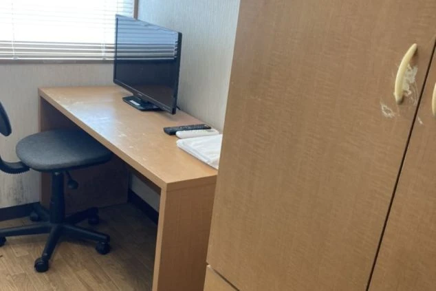 滋賀県・信楽温泉エリアでリゾートバイトする人が住み込む個室寮内の画像2