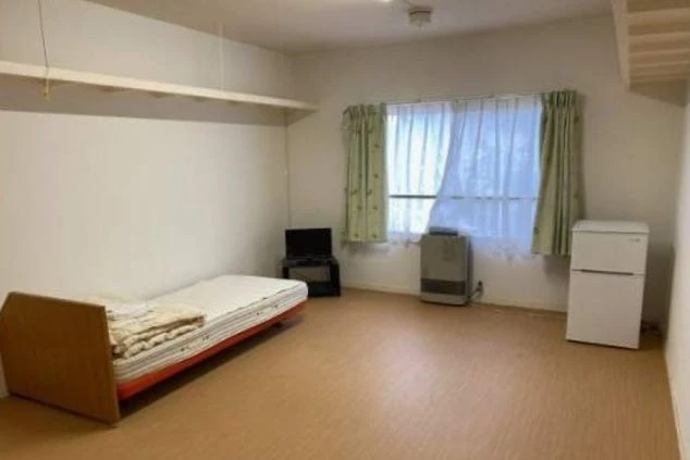 群馬県嬬恋エリアでリゾートバイトする人が住み込む寮の個室寮内の画像