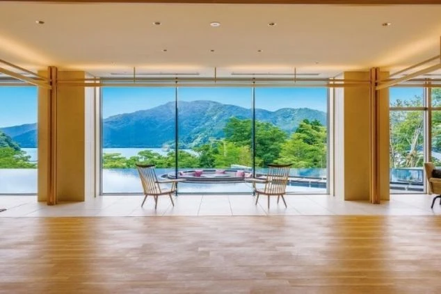 ワクトリスタッフが撮影した神奈川県箱根のホテルの外観画像。