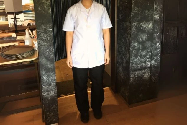 調理補助のリゾートバイトの制服（男女同じ）