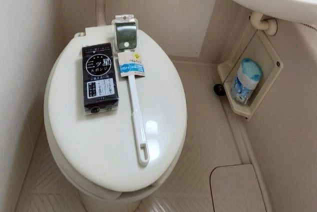 リゾートバイトの個室寮のトイレ(ユニットバス)の画像