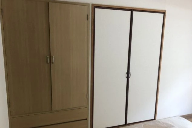 熊本県の杖立温泉でのリゾートバイトでスタッフが住む寮のキッチンの画像。