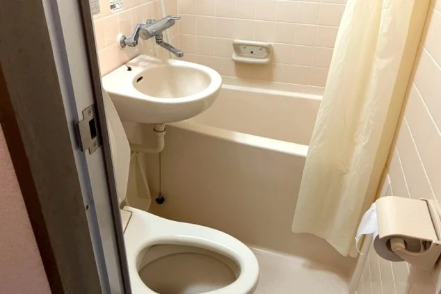 三重県志摩のリゾートバイトに行く人が住み込む寮のユニットバスの画像