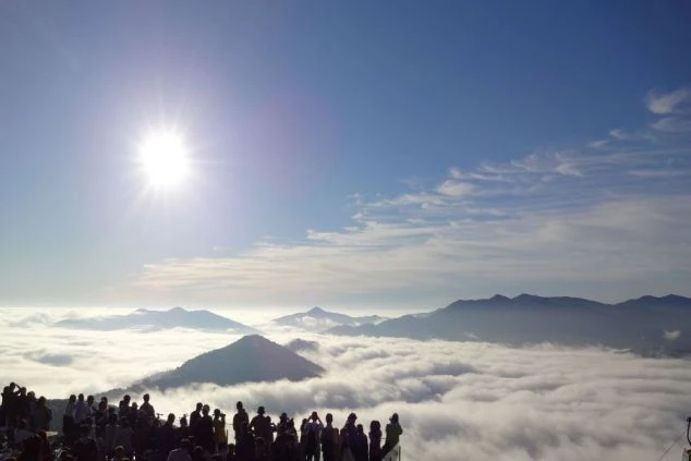 「トマム駅」の看板。自然豊かな北海道のトマムで働く、リゾートバイトのスタート地点です。
