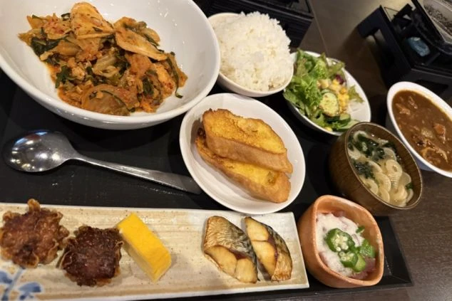 リゾートバイトのまかないの画像