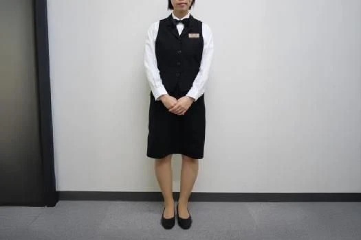 リゾートバイトの制服画像