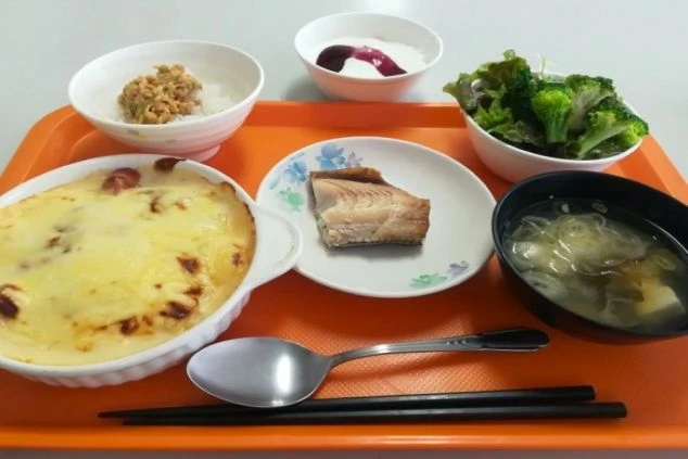 リゾートバイトのまかないの画像