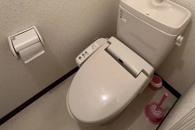 リゾートバイトの完全個室寮にあるトイレです。