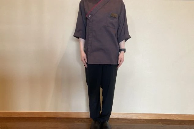 リゾートバイトの制服画像