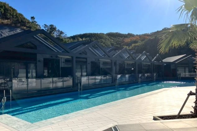 和歌山県白浜エリアのリゾートバイトを訴求するワクトリオリジナル画像。