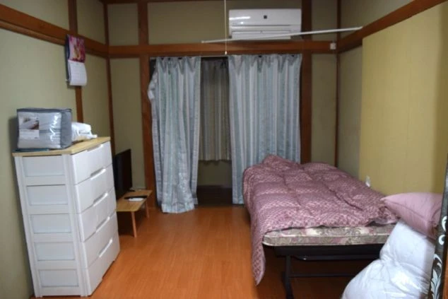 リゾートバイトの寮の部屋の画像