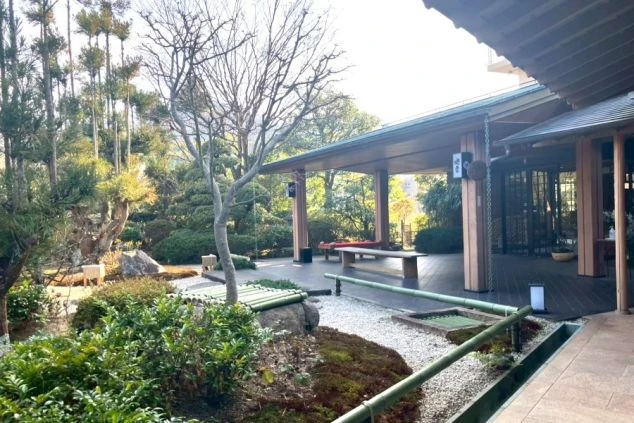 ワクトリ社員が撮影した施設の中庭の写真。