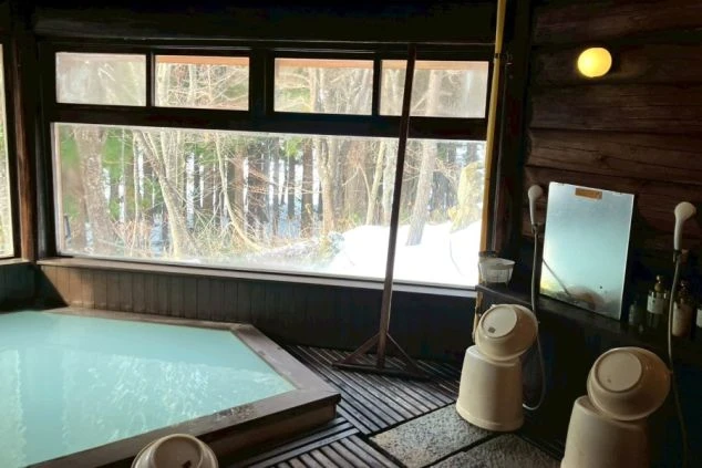 ワクトリ社員が撮影した施設の温泉の写真。