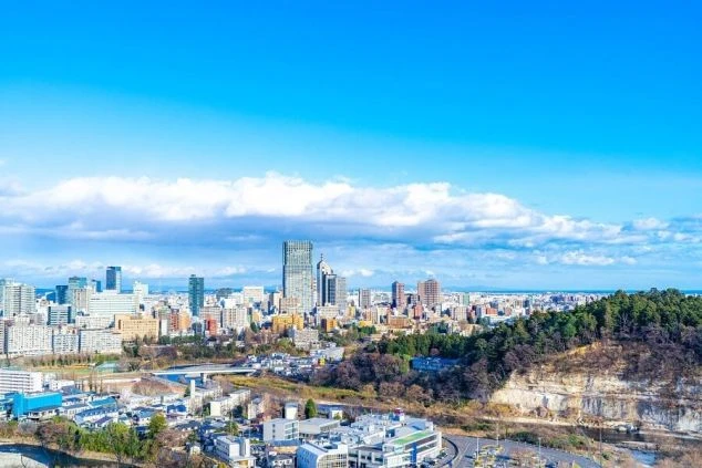 仙台市街のパノラマ風景と広瀬川。宮城・仙台エリアのリゾートバイト求人ならワクトリ