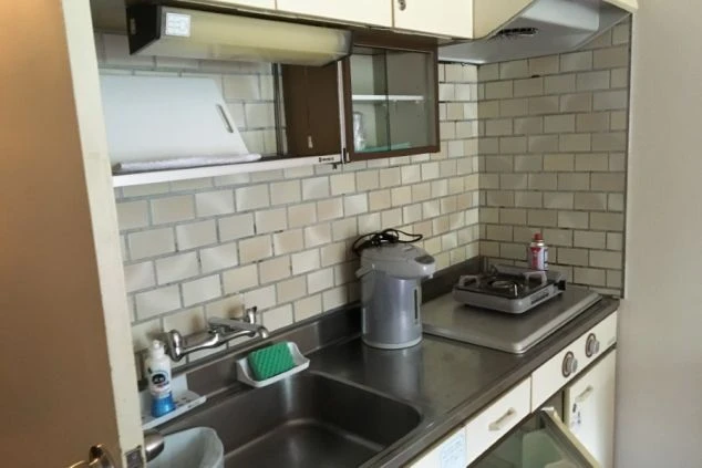 リゾートバイトの寮のキッチンの画像