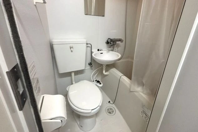 群馬県草津温泉のホテルでリゾートバイトするスタッフが住む寮の共用部の画像。