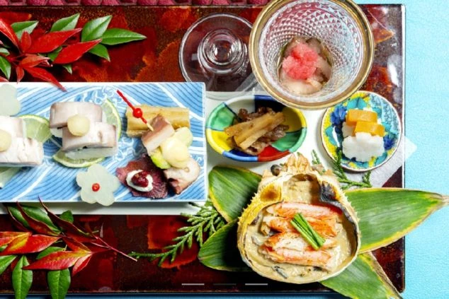 調理補助のリゾートバイトにおける提供料理の例写真。